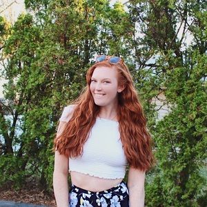 White off the shoulder crop top